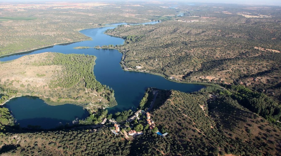 Finca perdiz roja Albacete